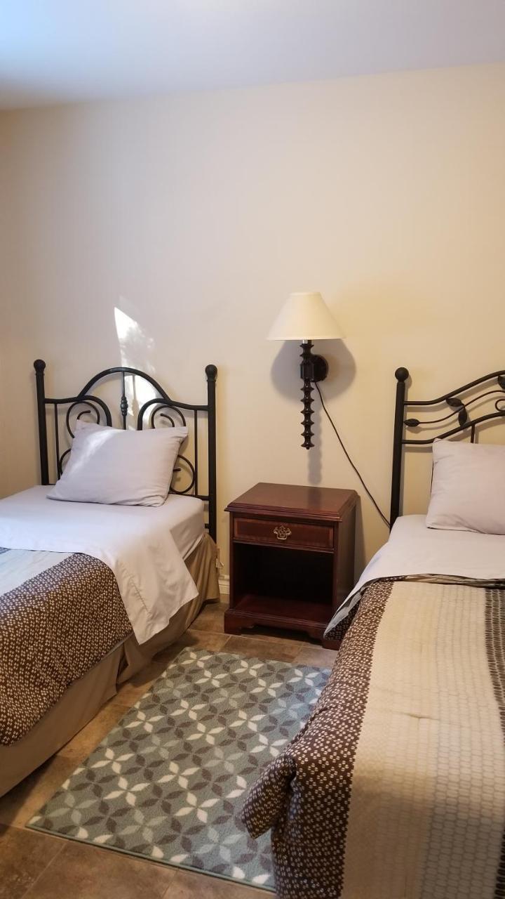 Rothesay Motel Ngoại thất bức ảnh